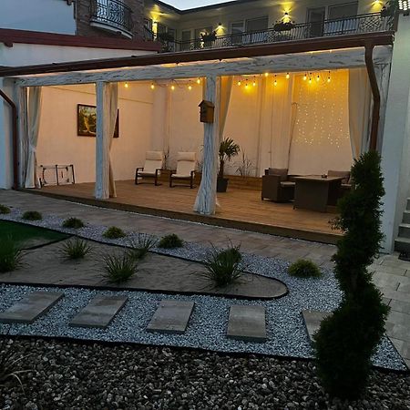 Golden Residence Leba Exterior foto