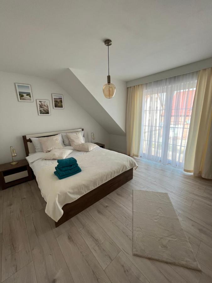 Golden Residence Leba Exterior foto