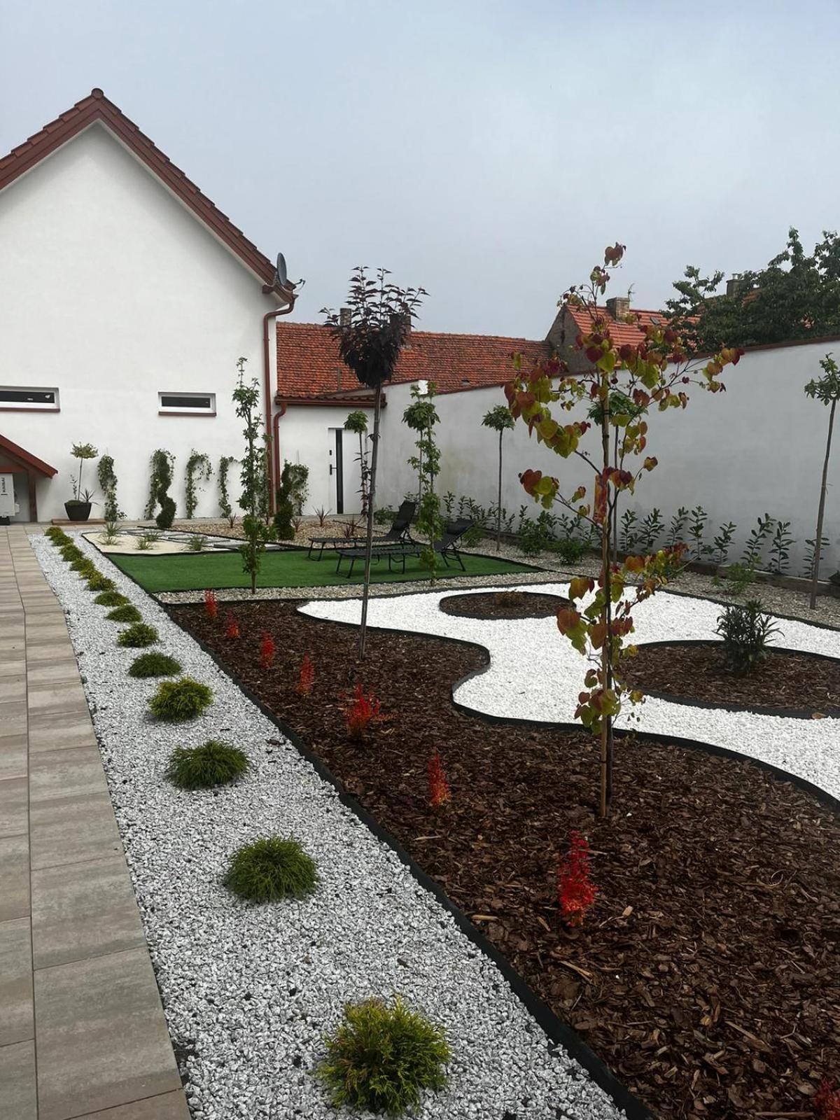 Golden Residence Leba Exterior foto