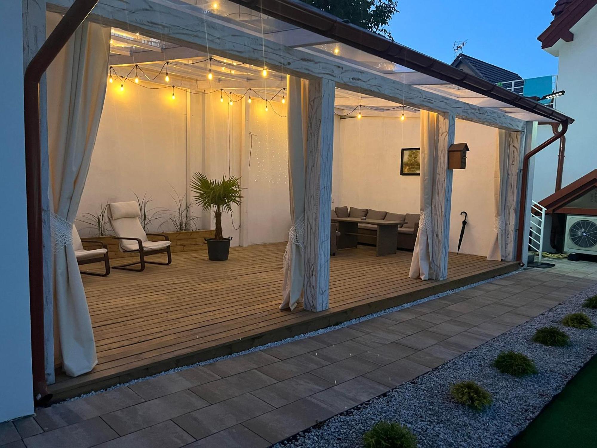 Golden Residence Leba Exterior foto